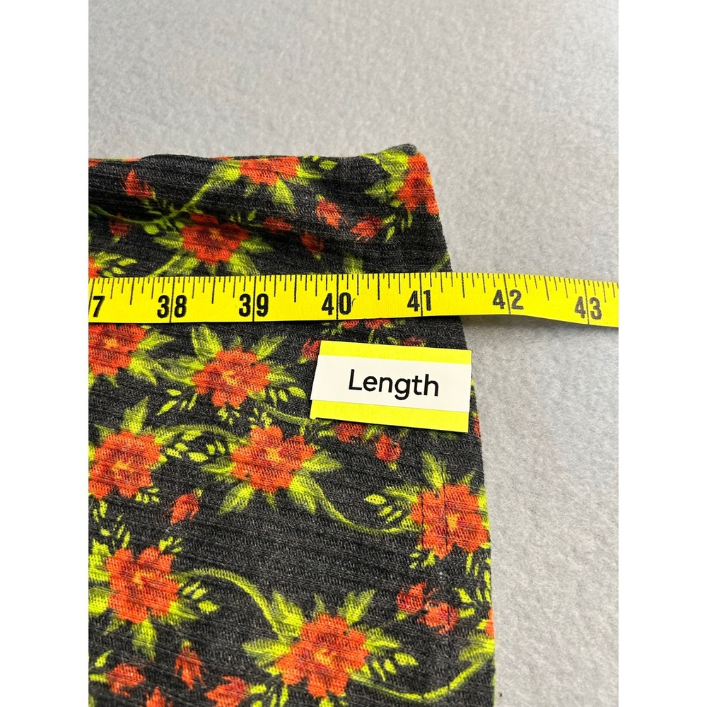 LuLaRoe Sarah Cardigan Black Small Floral Long Sleeve Open Front Pockets Ribbed - Picture 8 of 10